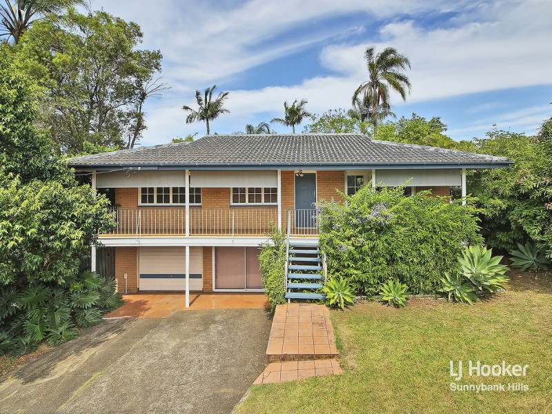 675 Mains Road, Macgregor QLD 4109