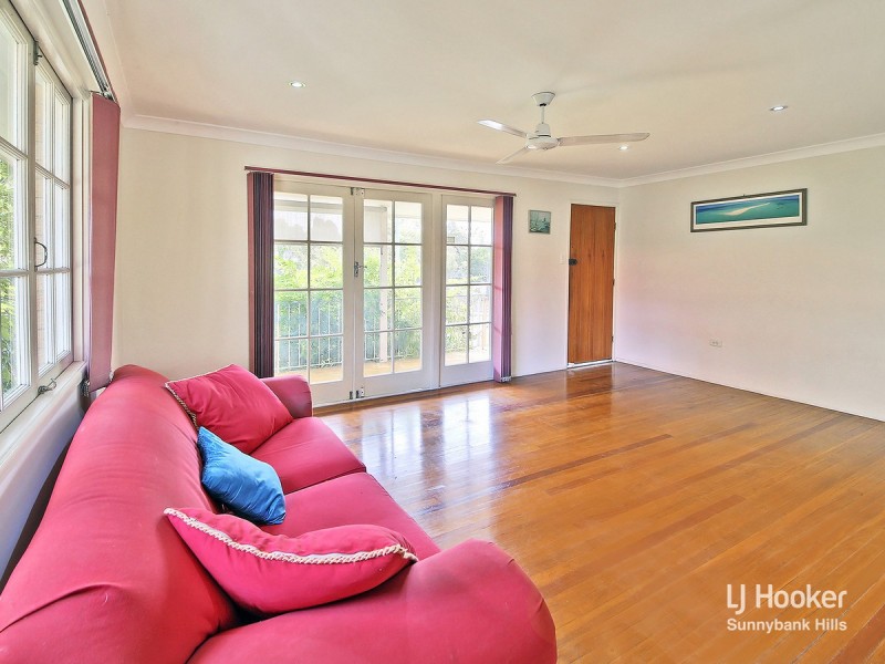 675 Mains Road, Macgregor QLD 4109