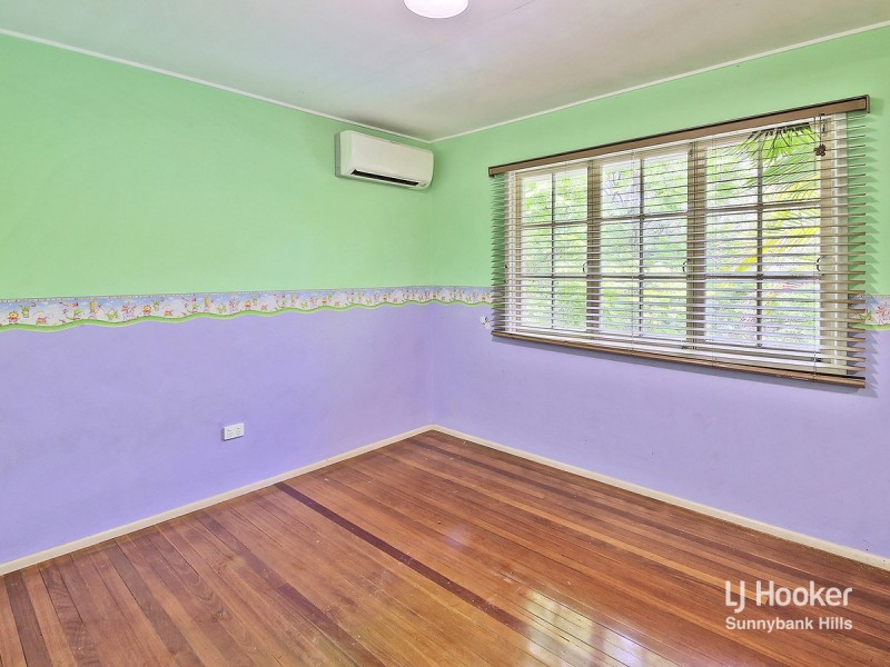 675 Mains Road, Macgregor QLD 4109