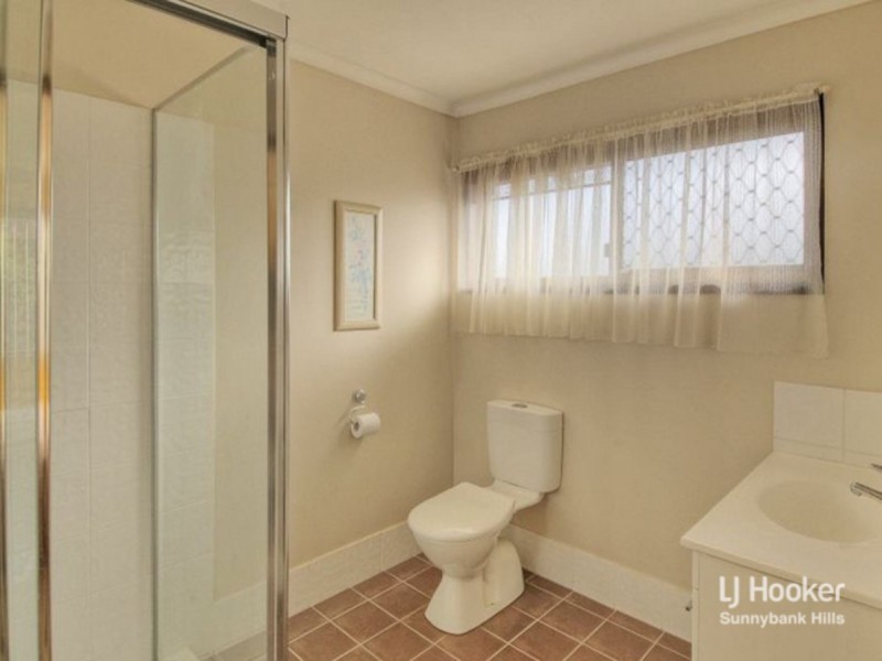 17 Marsala Street, Calamvale QLD 4116