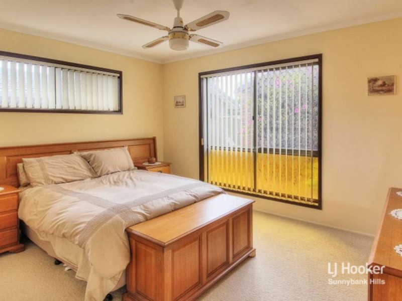 17 Marsala Street, Calamvale QLD 4116