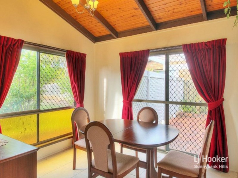 17 Marsala Street, Calamvale QLD 4116