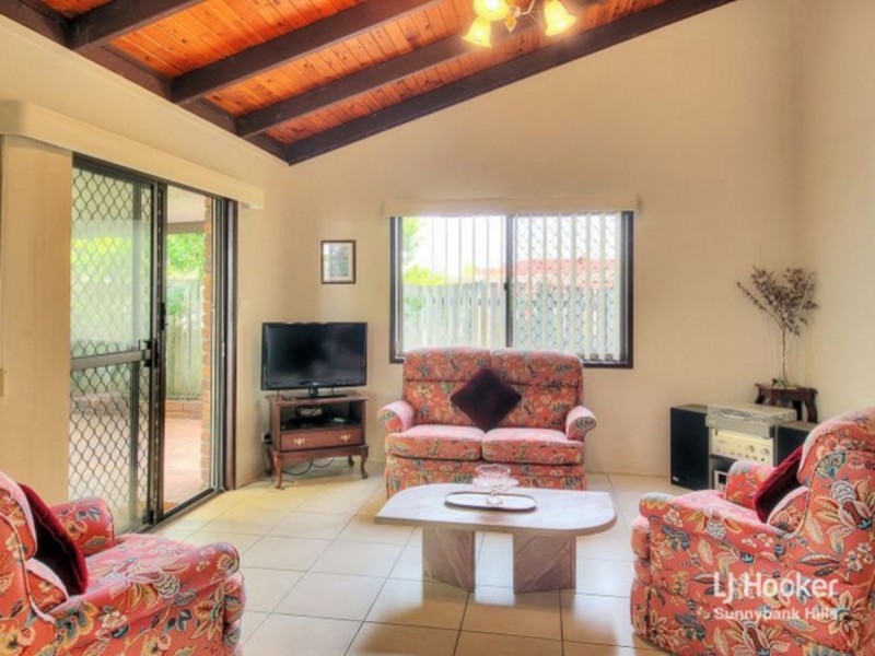 17 Marsala Street, Calamvale QLD 4116