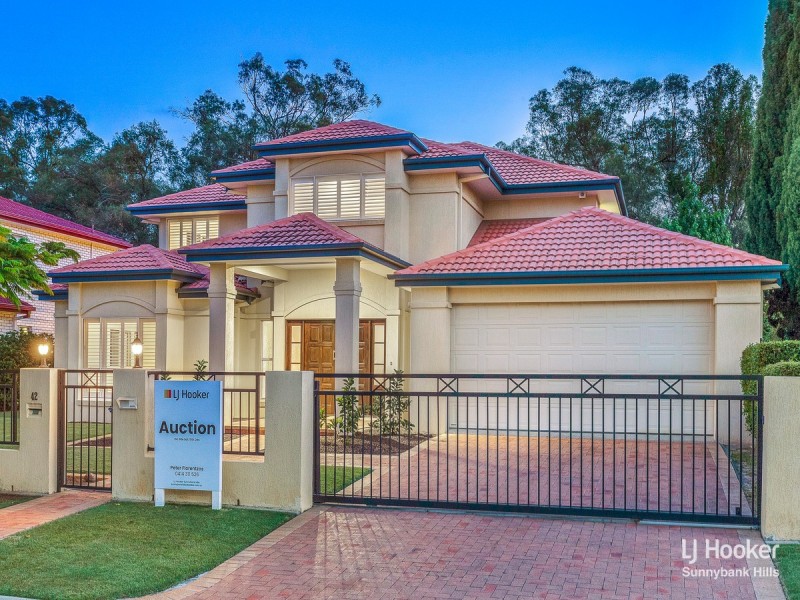 42 Poinciana Crescent, Stretton QLD 4116