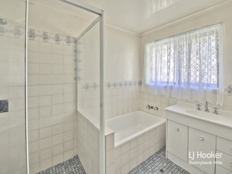 180 Pinelands Road, Sunnybank Hills QLD 4109