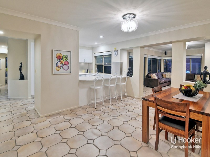 34 Rivergum Place, Calamvale QLD 4116