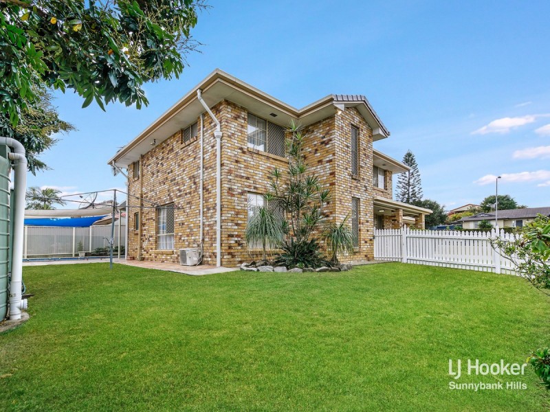 1 Cleveland Place, Stretton QLD 4116