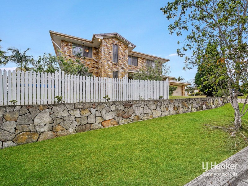 1 Cleveland Place, Stretton QLD 4116