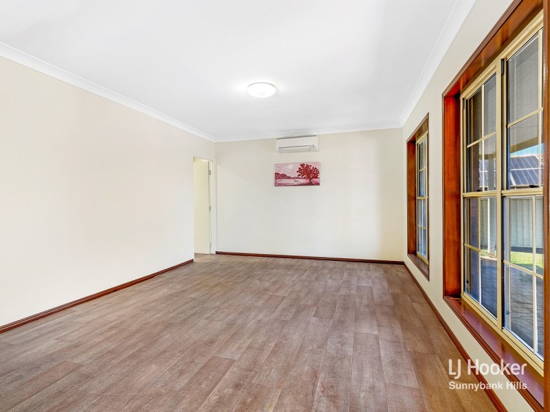 11 Hickory Place, Calamvale QLD 4116