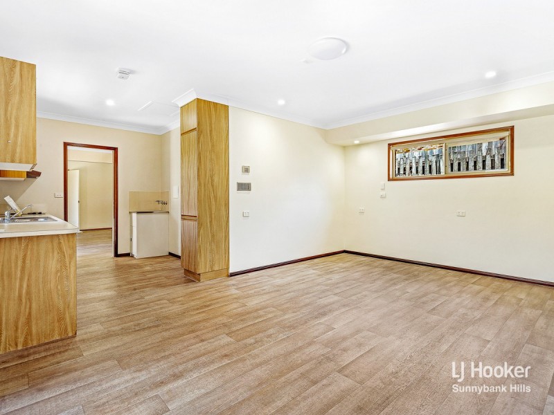 11 Hickory Place, Calamvale QLD 4116