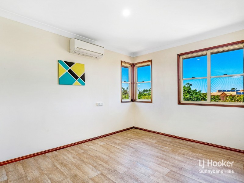 11 Hickory Place, Calamvale QLD 4116
