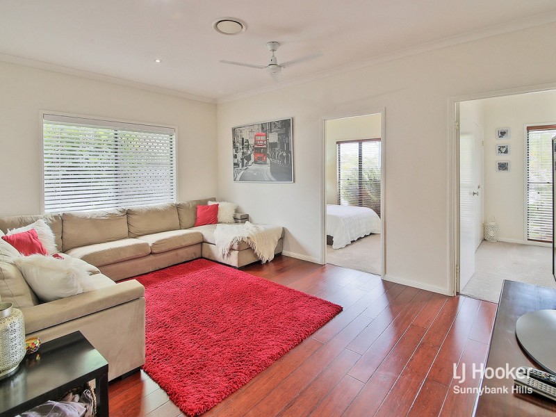 8 Lincon Place, Parkinson QLD 4115