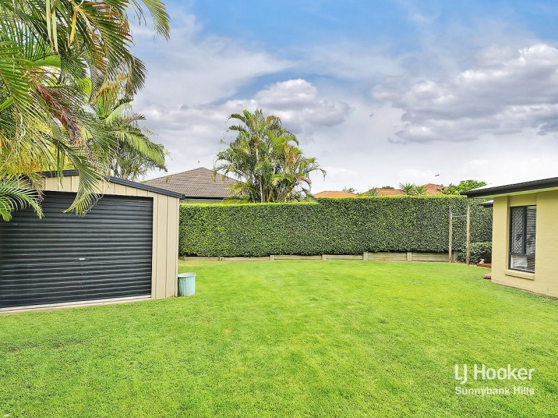 8 Lincon Place, Parkinson QLD 4115
