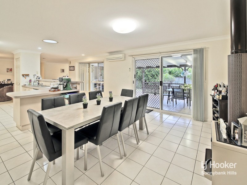 61 Bordeaux Street, Eight Mile Plains QLD 4113