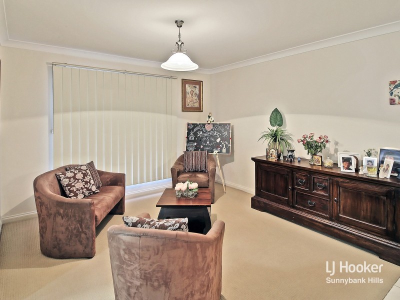 61 Bordeaux Street, Eight Mile Plains QLD 4113