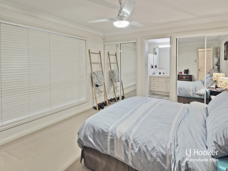 61 Bordeaux Street, Eight Mile Plains QLD 4113