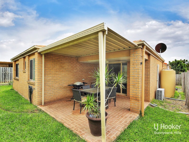 20 Mapelton Circuit, Parkinson QLD 4115