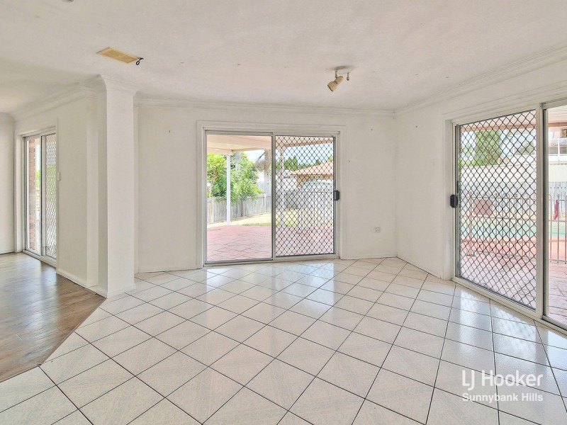 29 Casuarina Crescent, Calamvale QLD 4116