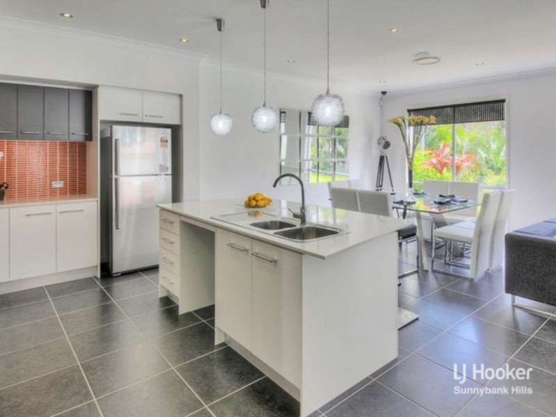 7 Aster Place, Calamvale QLD 4116