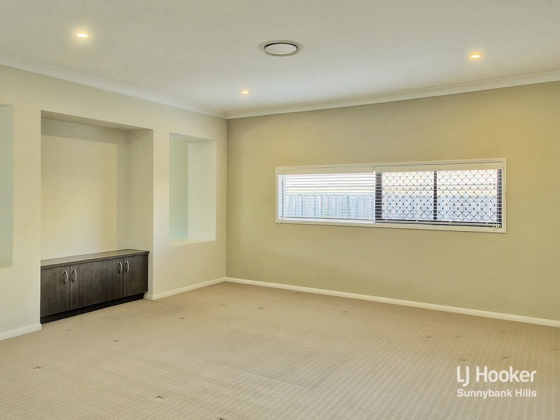 10 Collett Street, Eight Mile Plains QLD 4113