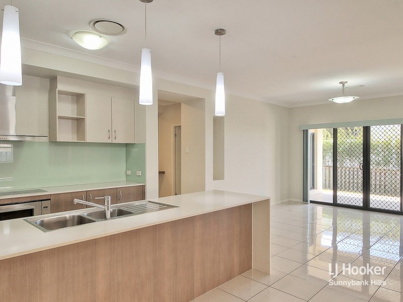 10 Collett Street, Eight Mile Plains QLD 4113