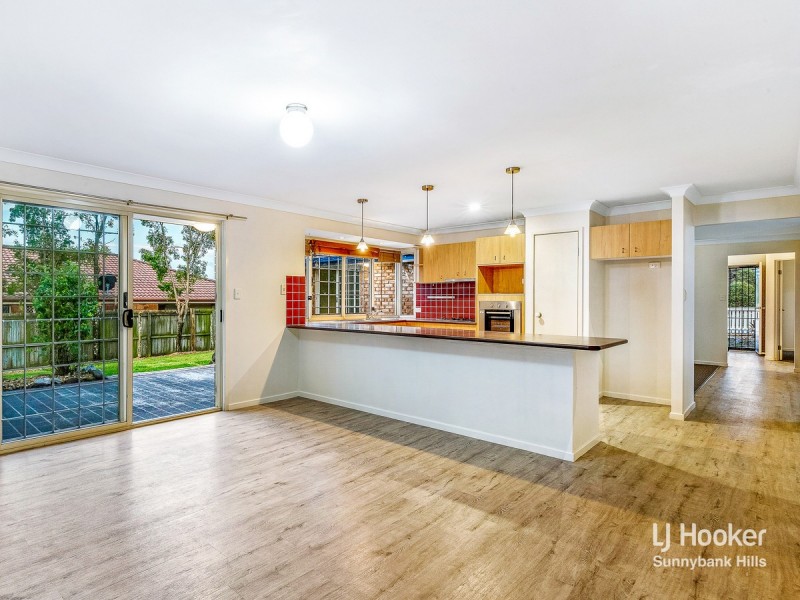 11 Swanbrook Place, Parkinson QLD 4115