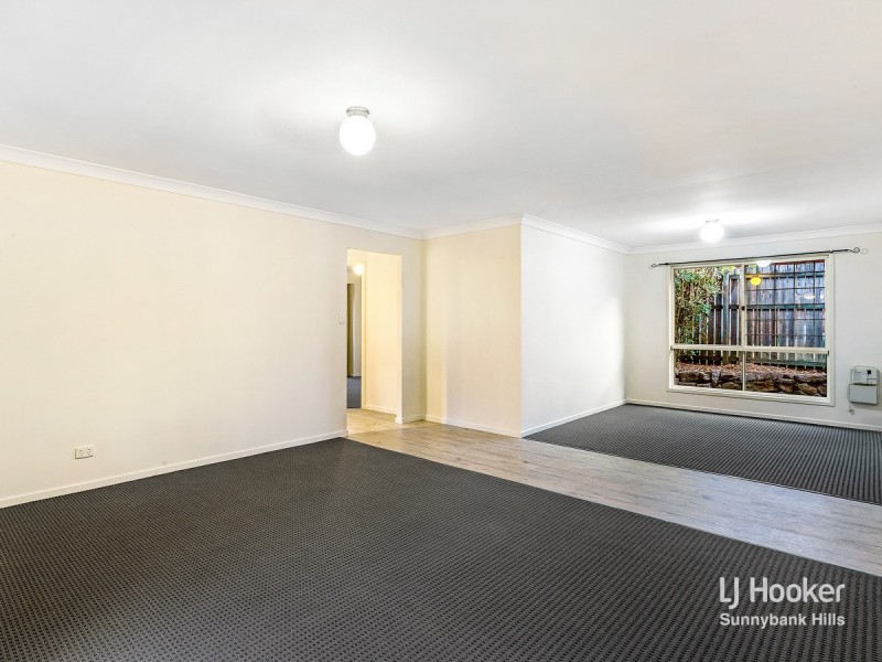 11 Swanbrook Place, Parkinson QLD 4115