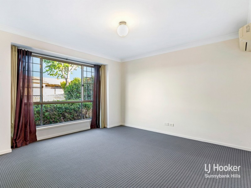 11 Swanbrook Place, Parkinson QLD 4115
