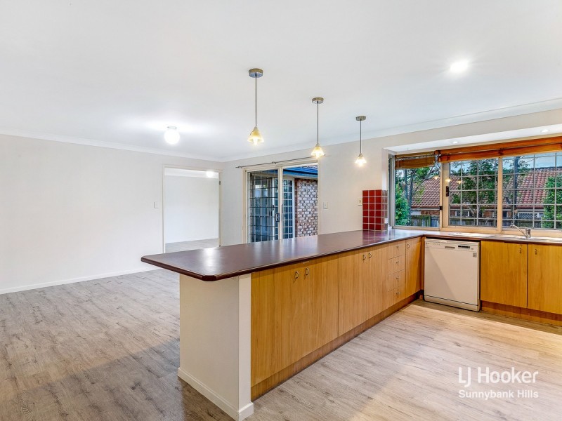 11 Swanbrook Place, Parkinson QLD 4115