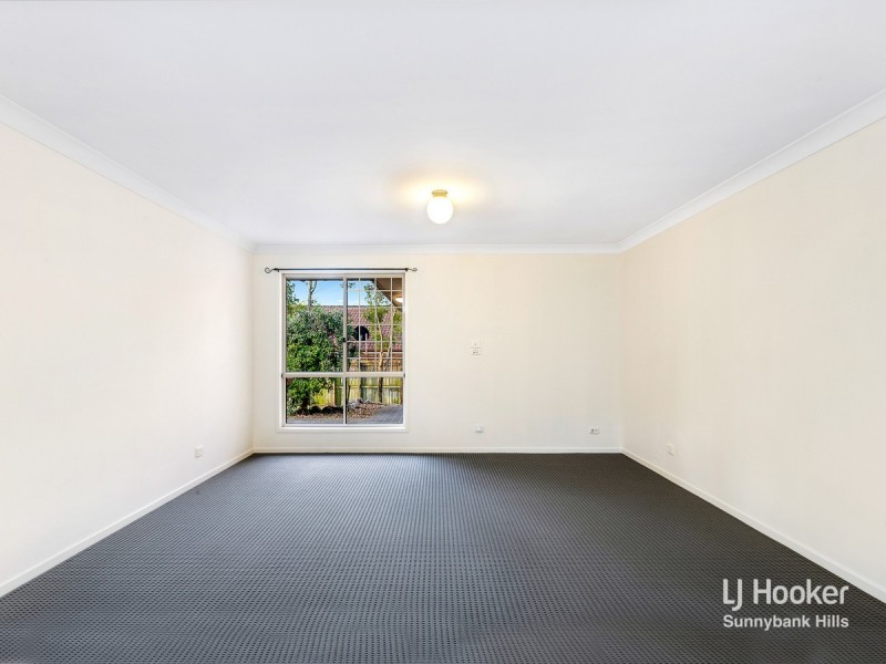 11 Swanbrook Place, Parkinson QLD 4115
