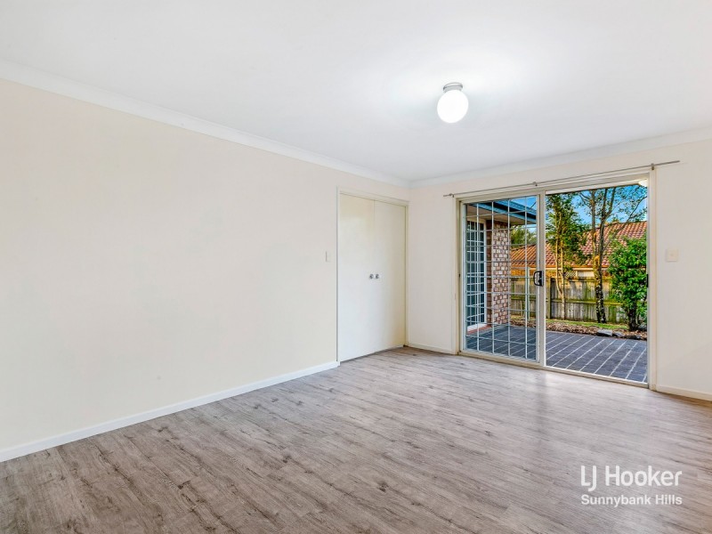 11 Swanbrook Place, Parkinson QLD 4115