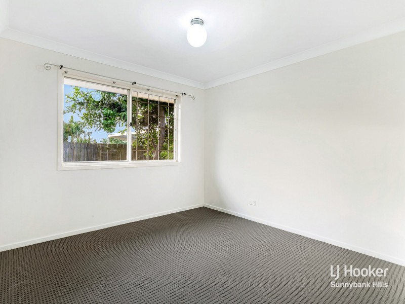 11 Swanbrook Place, Parkinson QLD 4115
