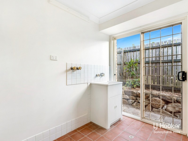 11 Swanbrook Place, Parkinson QLD 4115