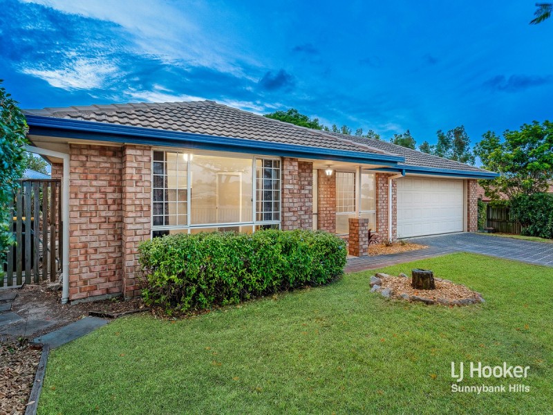 11 Swanbrook Place, Parkinson QLD 4115
