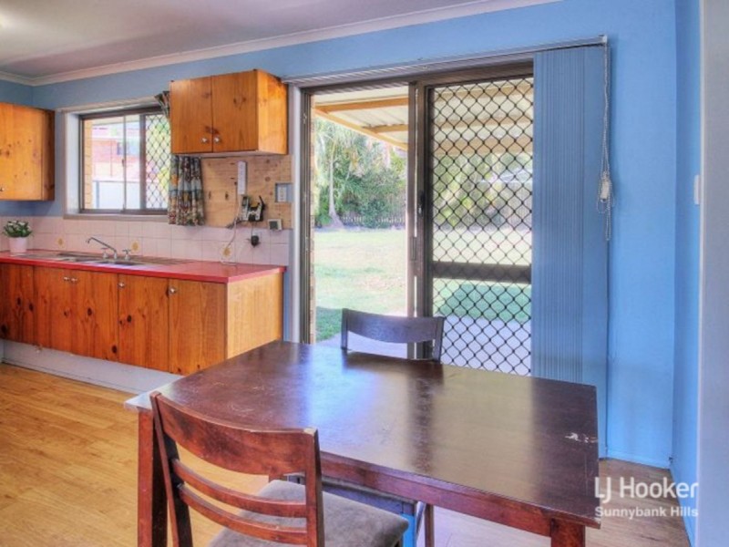 182 Pinelands Road, Sunnybank Hills QLD 4109