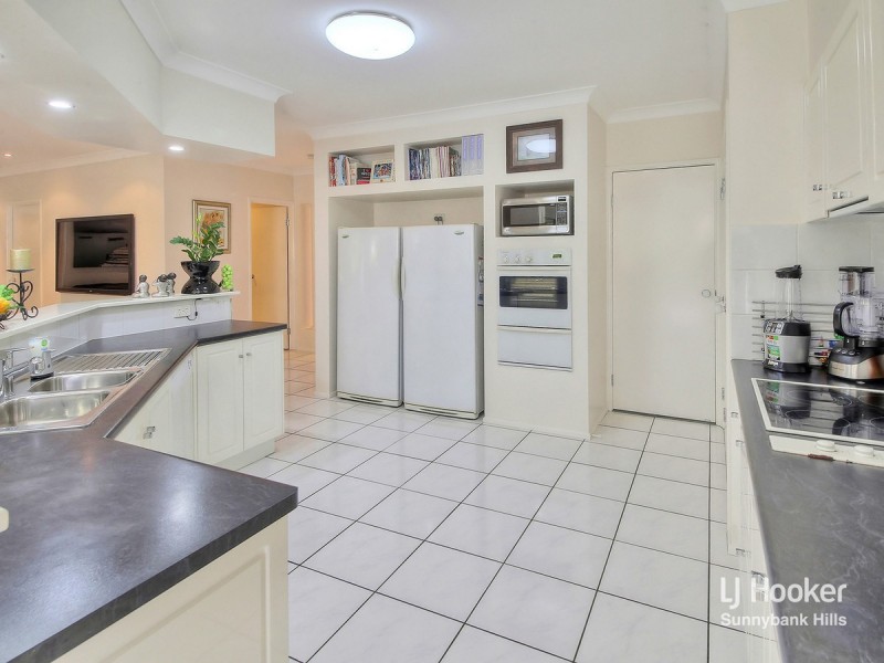 3 Tana Place, Parkinson QLD 4115