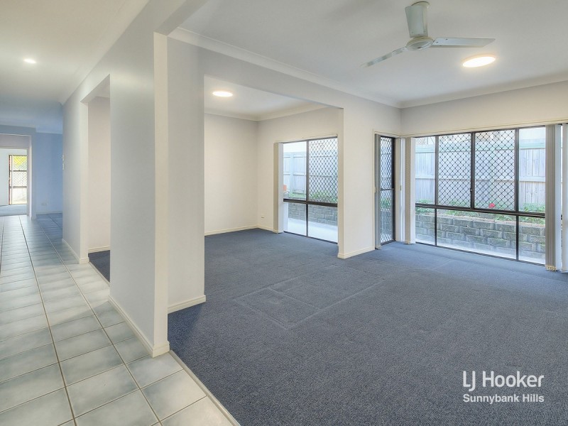 22 Ebony Place, Stretton QLD 4116