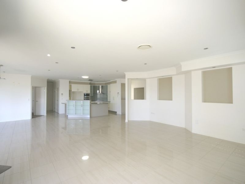 11 Penson Street, Stretton QLD 4116