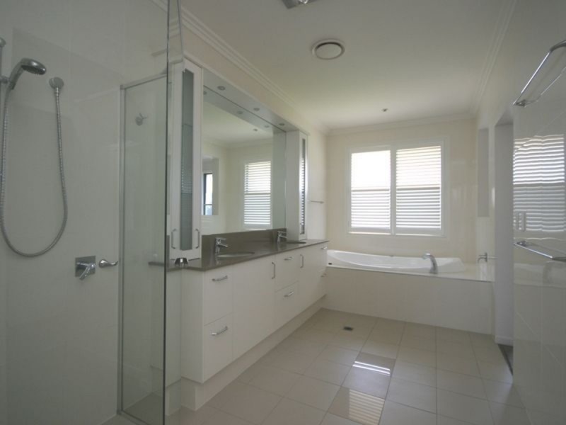 11 Penson Street, Stretton QLD 4116