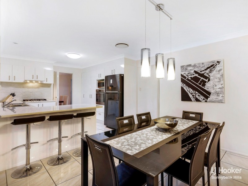 1 Maywood Crescent, Calamvale QLD 4116