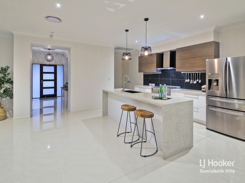 39 McGarry Street, Eight Mile Plains QLD 4113