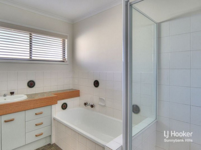 12 Dennistoun Street, Sunnybank Hills QLD 4109