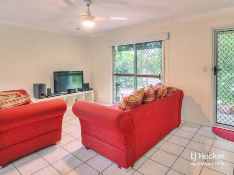 100 Wynne Street, Sunnybank Hills QLD 4109