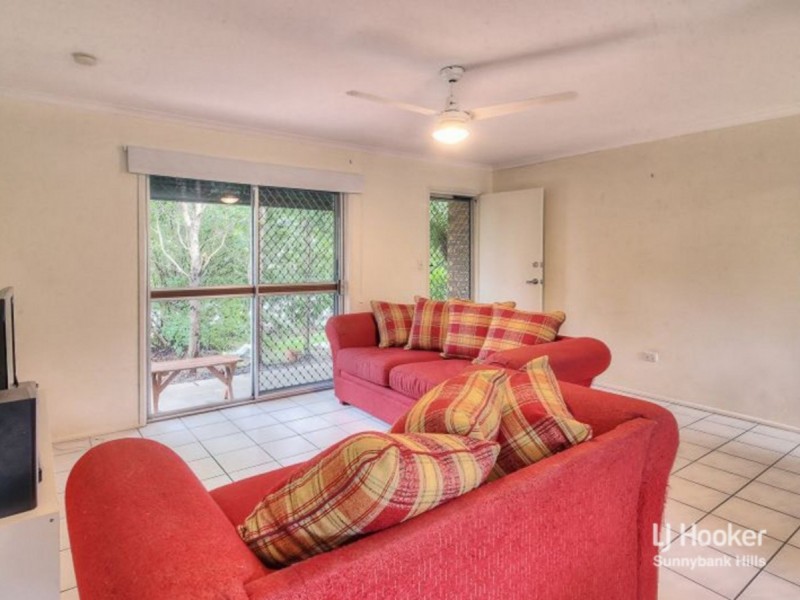 100 Wynne Street, Sunnybank Hills QLD 4109