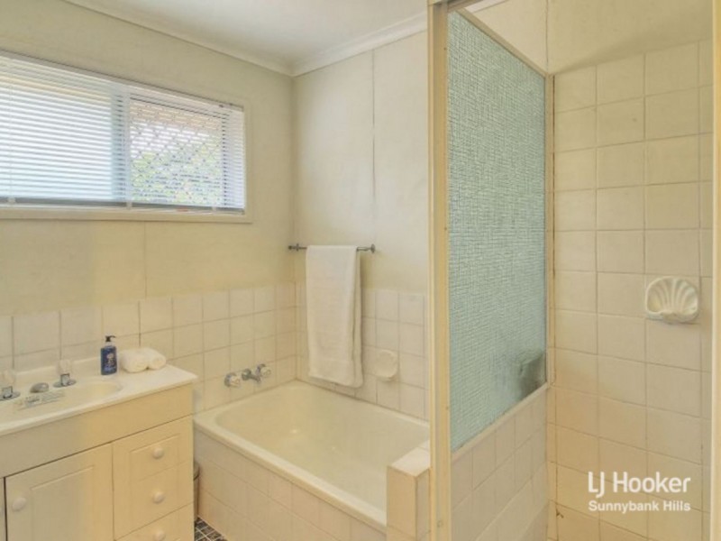 100 Wynne Street, Sunnybank Hills QLD 4109