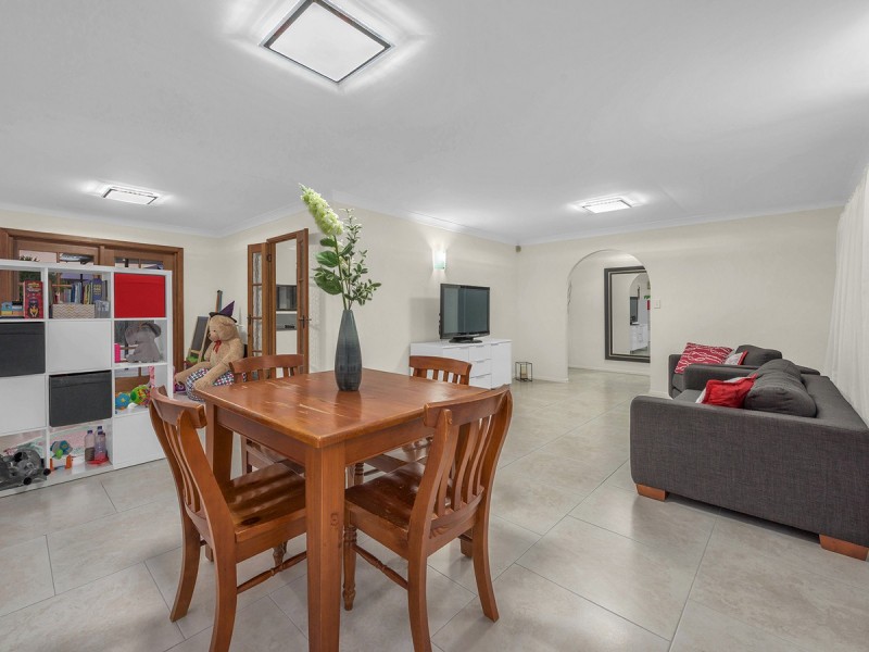22 Westaway Street, Sunnybank Hills QLD 4109