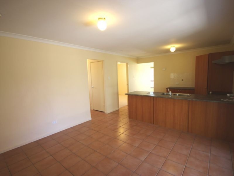 26 Robinson Crescent, Runcorn QLD 4113