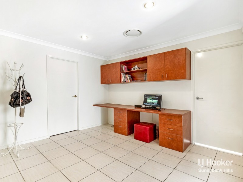 11 Haseler Crescent, Sunnybank Hills QLD 4109