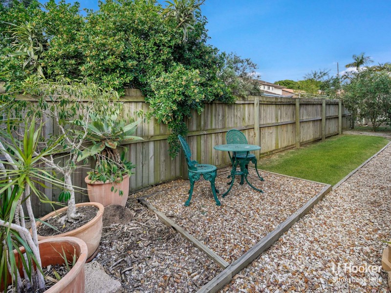 8 Hoover Court, Stretton QLD 4116