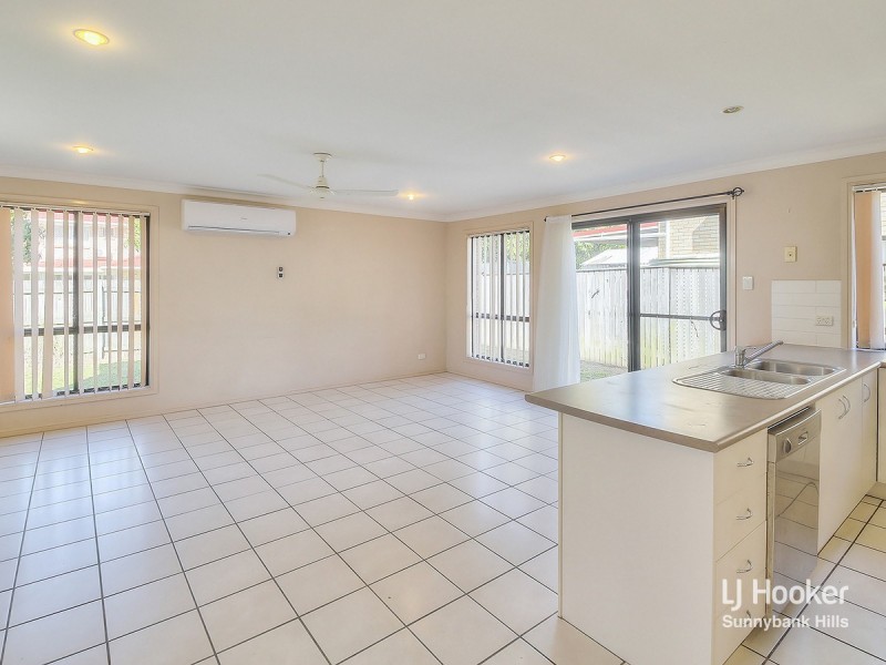12 Tuckeroo Place, Sunnybank Hills QLD 4109